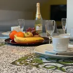 Apartment Köln Ensen
